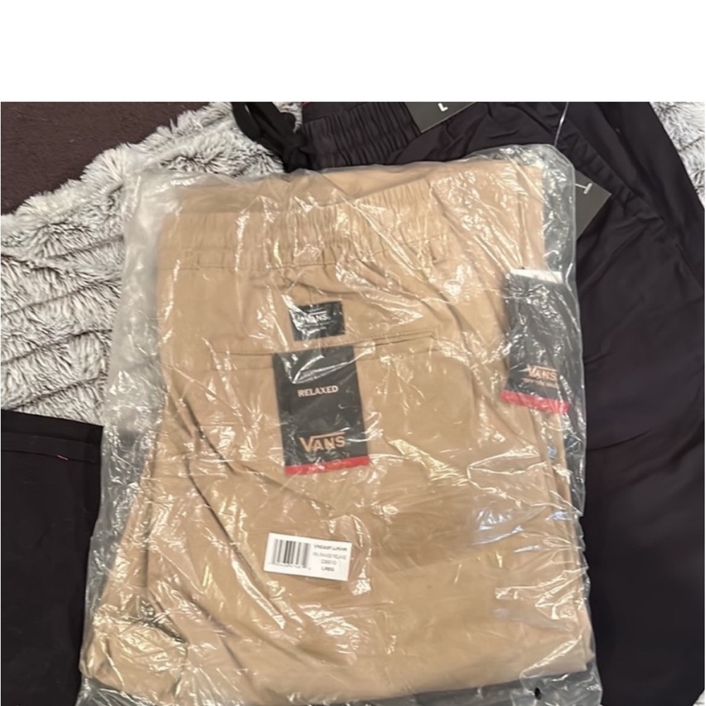 Vans Unisex. Range Relaxed Elastic Waist Skater Pants.